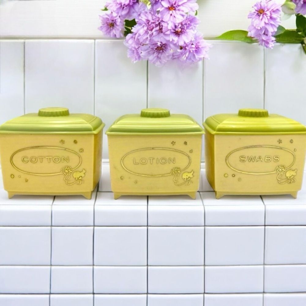 Vintage Baby Nursery Plastic Footed Organizing Jars Pale Yellow Green Lids